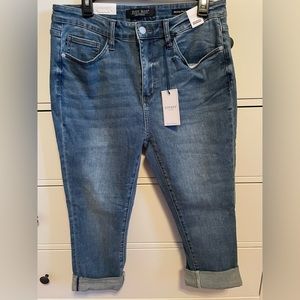 Womens Judy Blue skinny fit capri